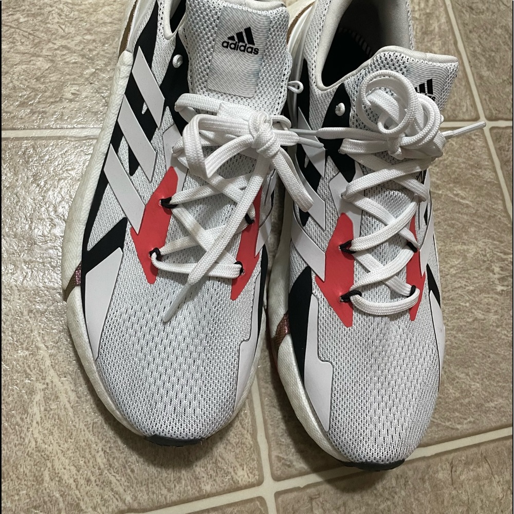 Used size 10.5 Adidas mens shoes